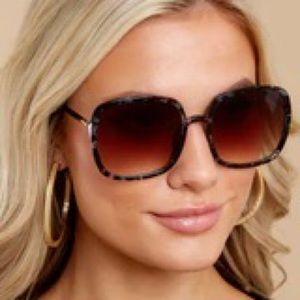 Red Dress Boutique Don't Stare Emerald Tortoise Brown Fade Sunglasses